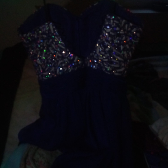 Dress - Picture 2 of 2